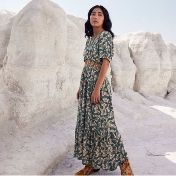 NWT Boho sage green flower print smocked dress w/ pockets! Bohera size L - Picture 14 of 15